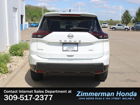 Used 2024 Nissan Rogue S AWD/4WD image 5