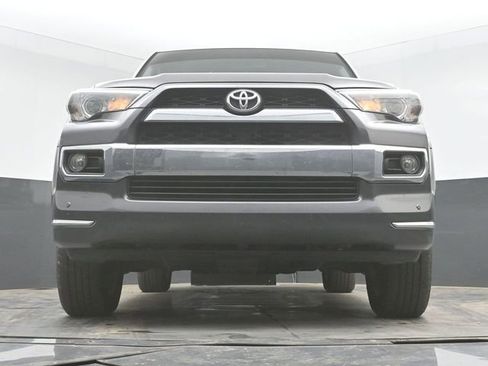 Used 2017 Toyota 4Runner Limited AWD/4WD image 28