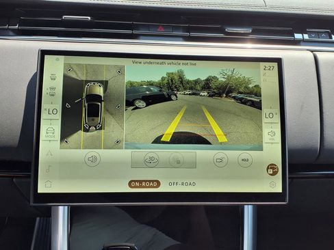 New 2025 Land Rover Range Rover SE image 14