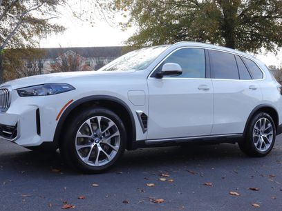 New 2026 BMW X5 xDrive50e w/ Climate Comfort Package