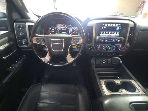 Used 2017 GMC Sierra 2500 Denali AWD/4WD image 14