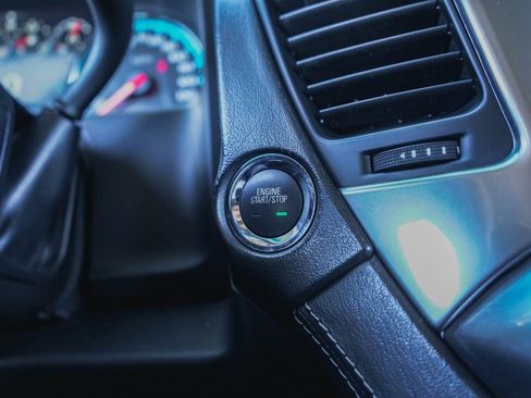 Used 2018 Chevrolet Tahoe Premier image 16