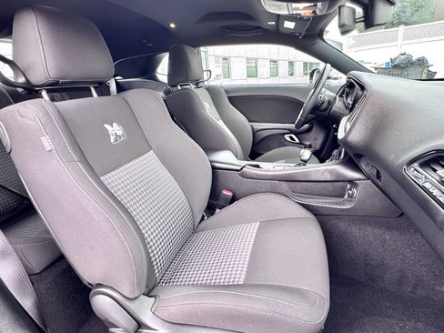 Used 2022 Dodge Challenger R/T Scat Pack image 17