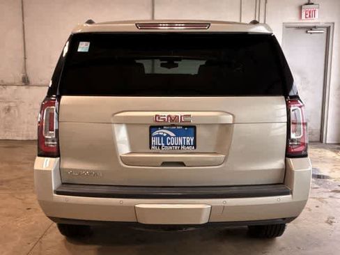 Used 2017 GMC Yukon SLE image 5