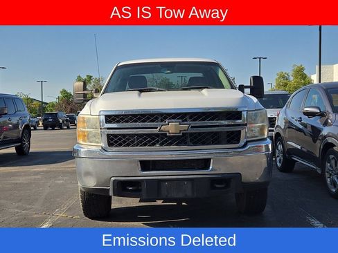 Used 2011 Chevrolet Silverado 3500 LT AWD/4WD image 2