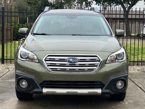 Used 2015 Subaru Outback 2.5i Limited image 2