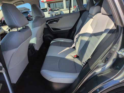 Certified 2020 Toyota RAV4 Limited AWD/4WD image 25