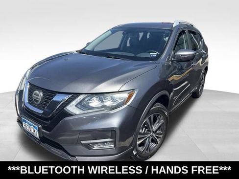 Used 2019 Nissan Rogue SL w/ Premium Package AWD/4WD image 3