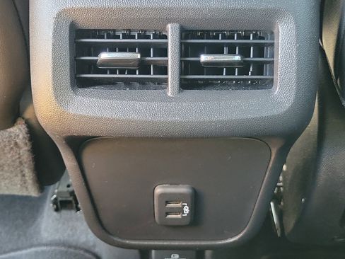 Used 2021 GMC Terrain SLT w/ Infotainment Package II image 19