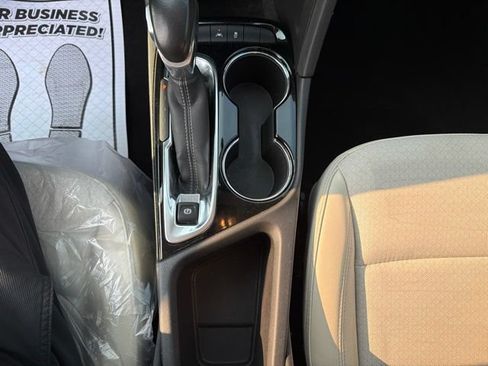 Certified 2023 Buick Encore GX Preferred w/ Cold Weather Comfort Package FWD image 22