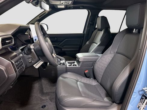 New 2026 Toyota 4Runner TRD Off-Road Premium AWD/4WD image 19