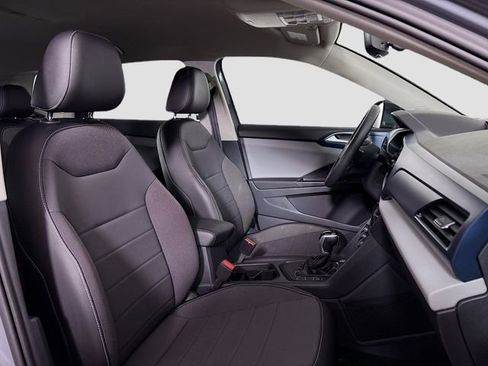 Used 2022 Volkswagen Taos SE FWD image 27