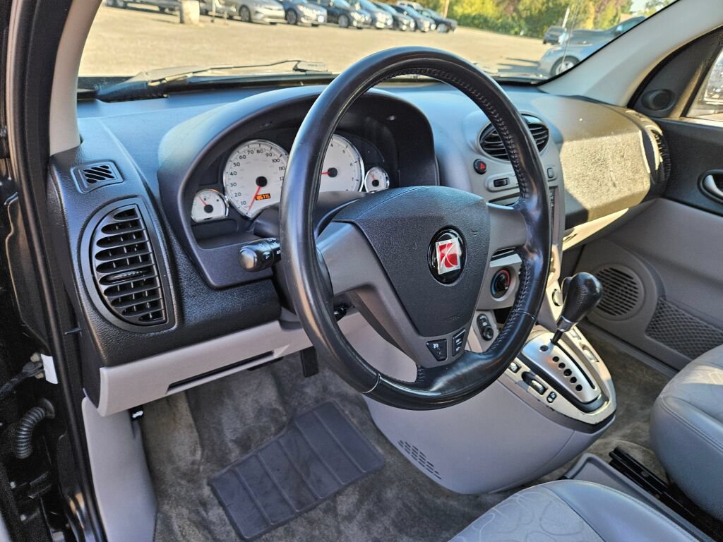 Used 2005 Saturn Vue AWD V6 w/ Comfort Pkg image 17