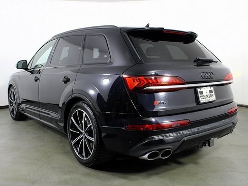 Used 2021 Audi SQ7 Prestige image 3