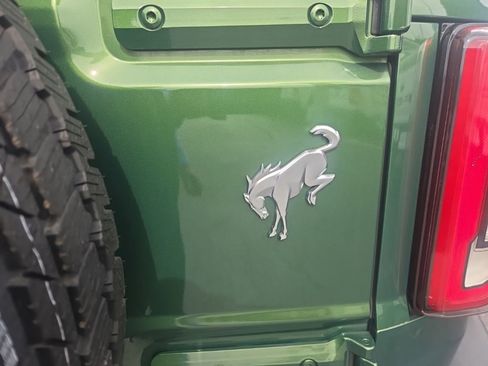 Used 2024 Ford Bronco Outer Banks AWD/4WD image 5