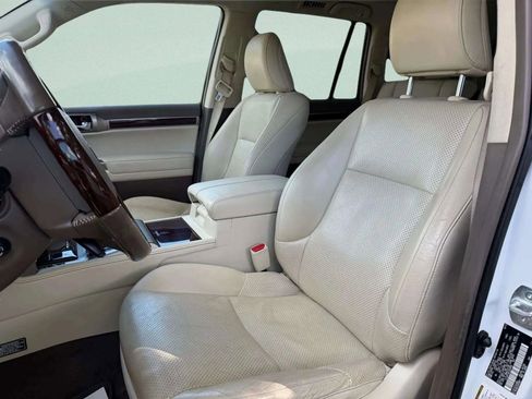 Used 2018 Lexus GX 460 Luxury image 34