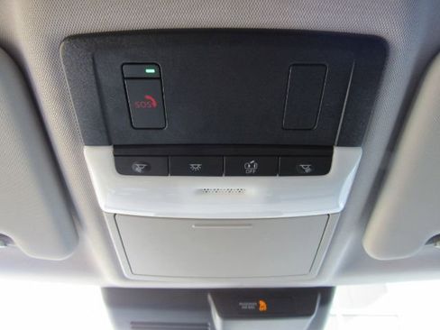 Used 2023 Mitsubishi Outlander SE image 55