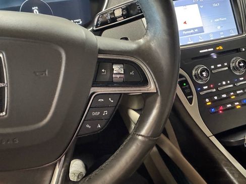 Used 2020 Lincoln Nautilus Reserve w/ Equipment Group 201A image 33