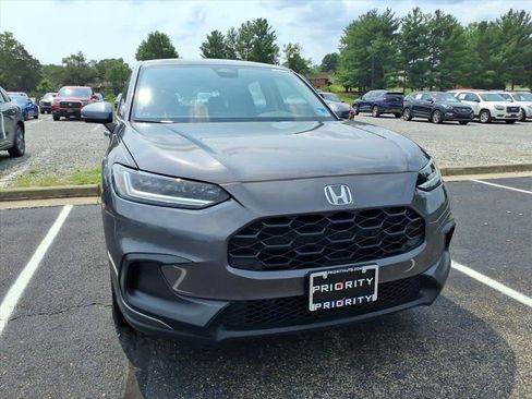 Certified 2025 Honda HR-V LX image 7