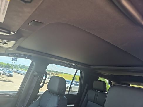 Used 2023 Chevrolet Tahoe RST w/ Sport Performance Package AWD/4WD image 16