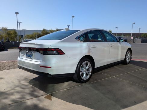 Used 2025 Honda Accord LX image 5