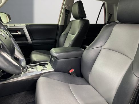 Used 2021 Toyota 4Runner SR5 Premium w/ Moonroof Package AWD/4WD image 14