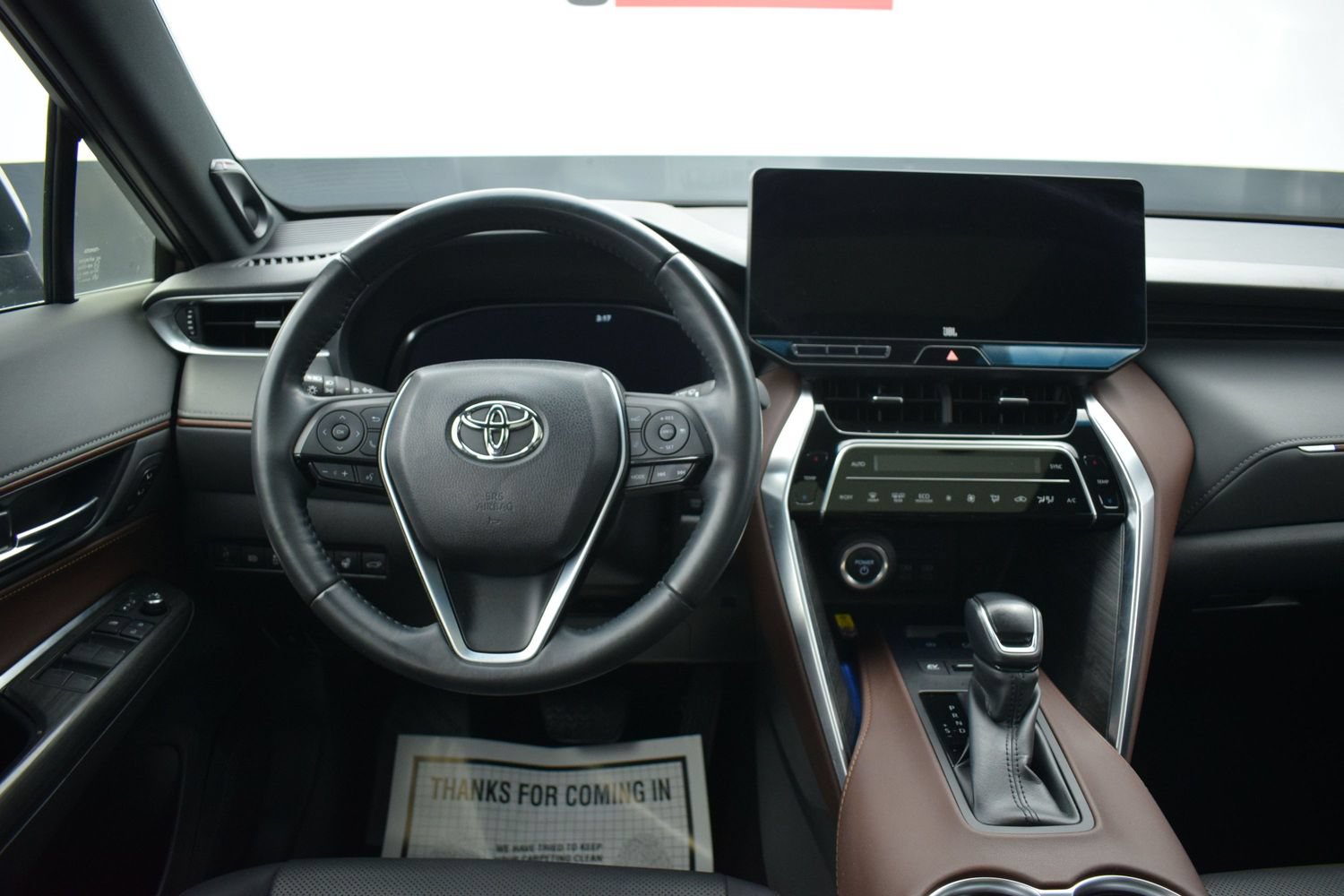 Used 2023 Toyota Venza Limited AWD/4WD image 16