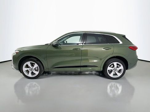 Used 2025 Audi Q5 Premium Plus w/ Premium Plus AWD/4WD image 4