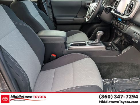 Certified 2023 Toyota Tacoma TRD Off-Road image 36