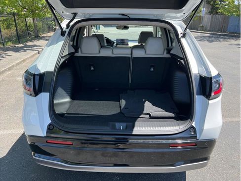 Used 2023 Honda HR-V EX-L image 17