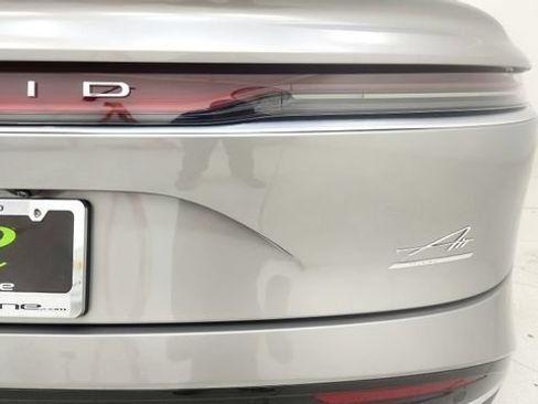 Used 2024 Lucid Air Touring AWD/4WD image 28