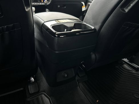 New 2025 Kia Telluride S image 18