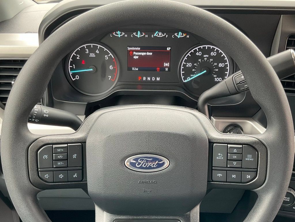 New 2025 Ford F350 XL w/ STX Appearance Package AWD/4WD image 31