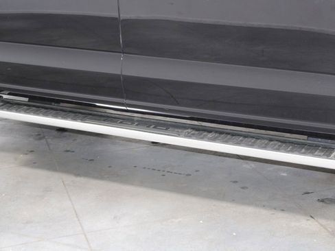 Used 2025 Ford F150 XLT w/ Equipment Group 301A Standard AWD/4WD image 13