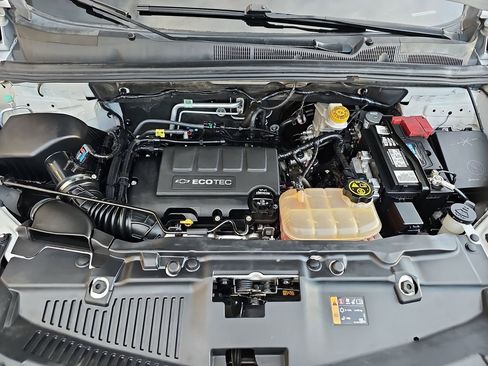 Used 2020 Chevrolet Trax LS image 21