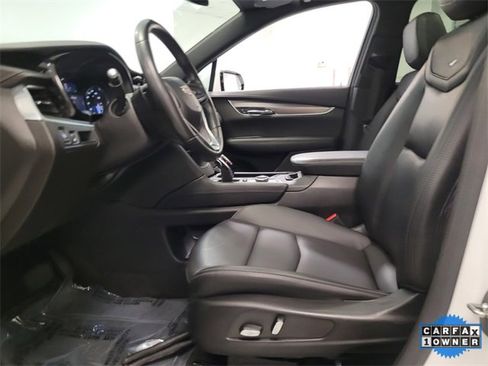 Used 2023 Cadillac XT6 Luxury image 11