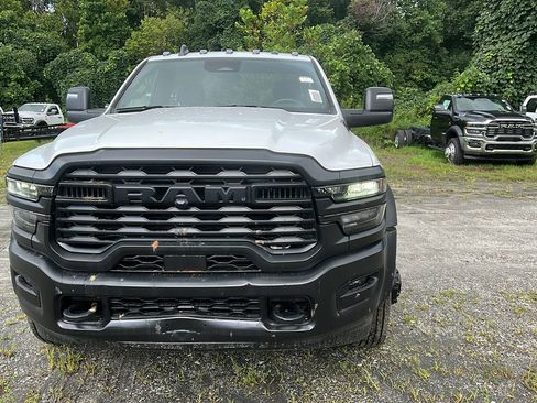 New 2025 RAM 5500 Tradesman image 3