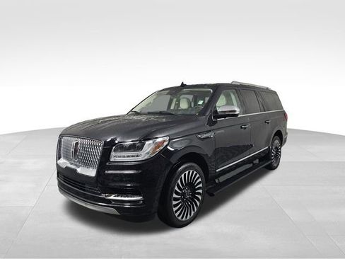 Used 2021 Lincoln Navigator L Black Label image 3
