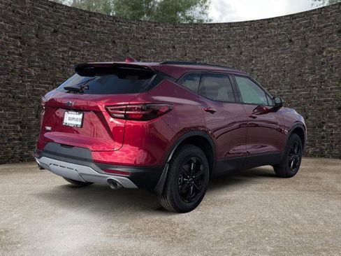 New 2026 Chevrolet Blazer LT w/ Midnight/Sport Edition FWD image 7