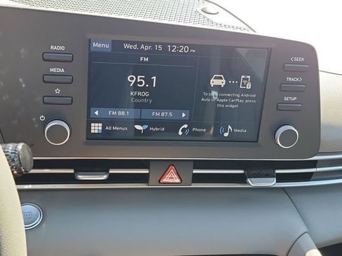 New 2026 Hyundai Elantra Hybrid FWD image 11