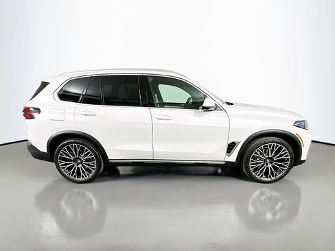 New 2026 BMW X5 xDrive40i image 4