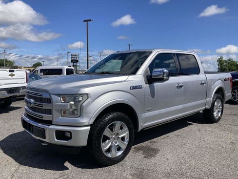 Used 2016 Ford F150 Platinum w/ Equipment Group 701A Luxury image 5