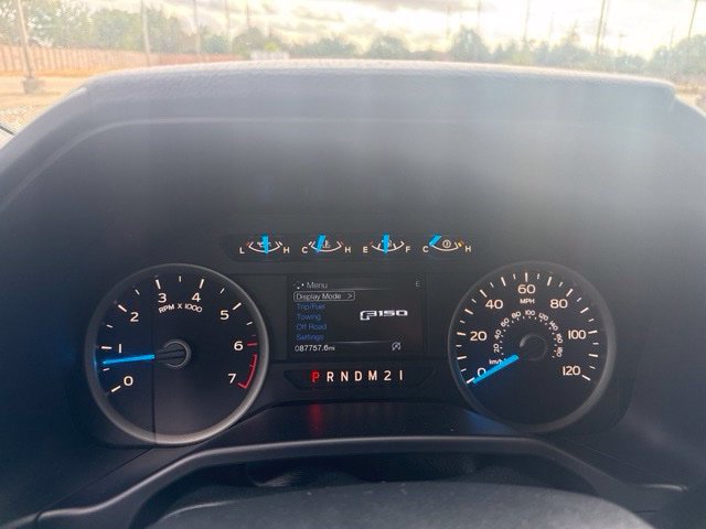 Used 2017 Ford F150 XLT w/ Equipment Group 302A Luxury RWD image 18