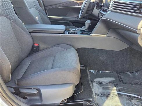 Used 2025 Toyota Camry LE image 20