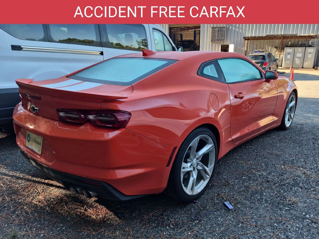 Used 2020 Chevrolet Camaro LT w/ Technology Package RWD image 3