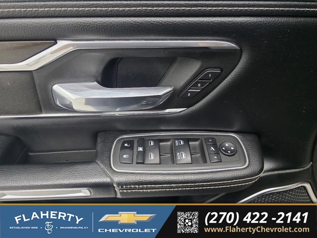 Used 2022 RAM 1500 Laramie AWD/4WD image 21