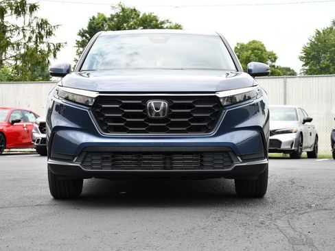Used 2023 Honda CR-V LX image 2