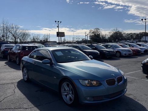 Used 2009 BMW 335i Convertible image 17