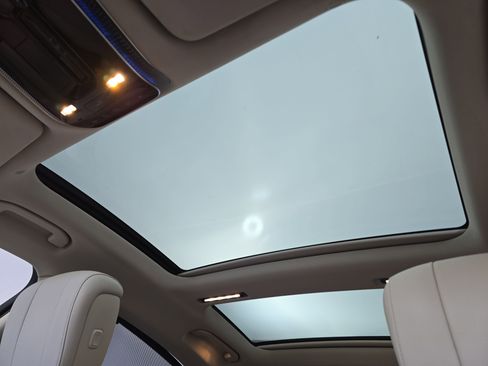 Certified 2022 Mercedes-Benz S 500 4MATIC image 30