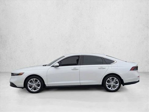 Used 2023 Honda Accord LX image 9